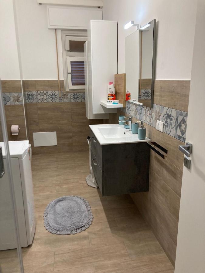 Casa Vacanze Monroe Palermo Eksteriør bilde